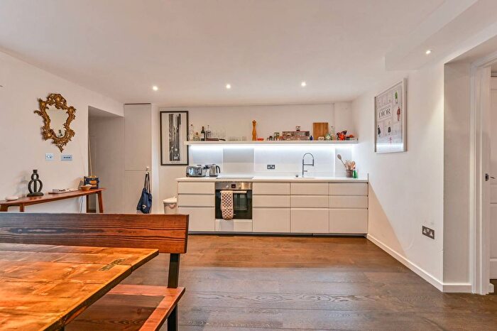 1 Bedroom Flat To Rent In St. Pauls Road, Canonbury, London, N1