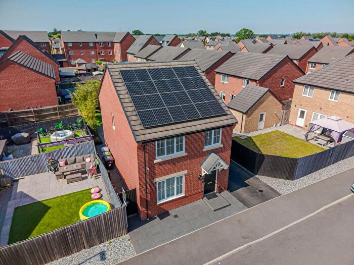 4 Bedroom Detached House For Sale In Samuel Armstrong Way, Crewe, CW1