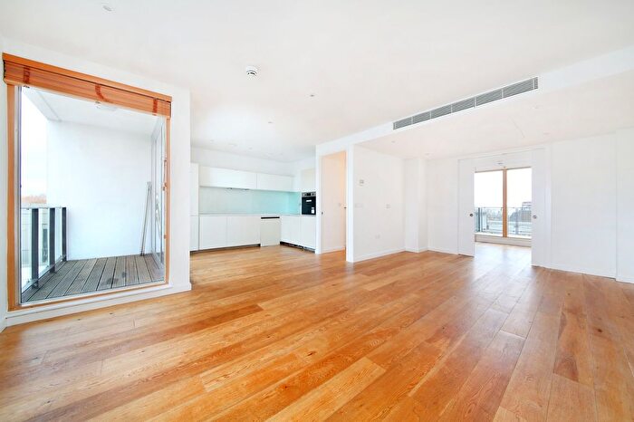 2 Bedroom Flat To Rent In Wingate Square, SW4