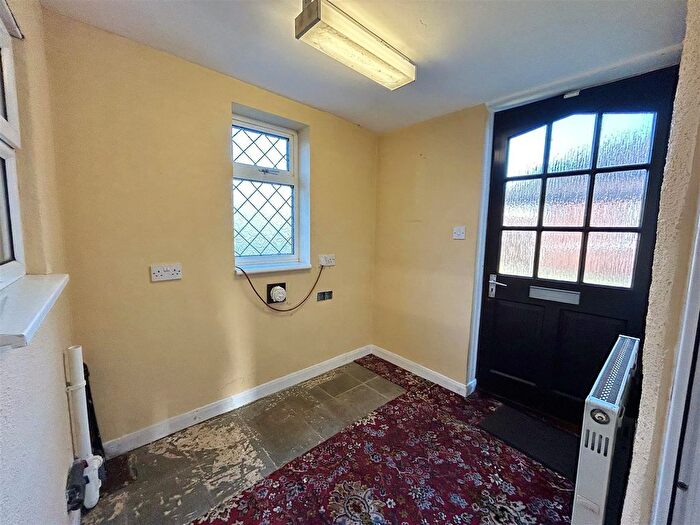 2 Bedroom Semi-Detached House For Sale In Sand Lane, Osgodby, Selby, YO8