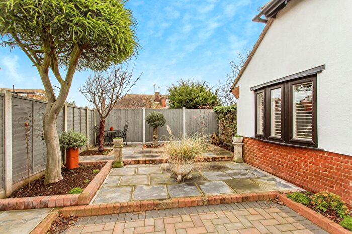 2 Bedroom Bungalow For Sale In Knollcroft, Shoeburyness, Essex, SS3
