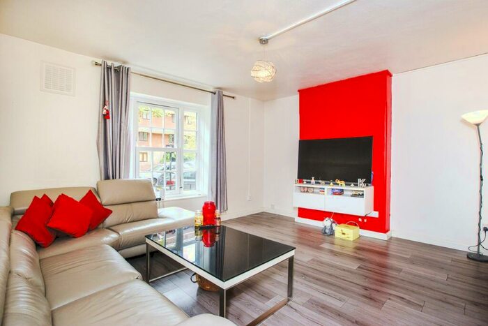 1 Bedroom Flat To Rent In Walker House, Phoenix Road, NW1