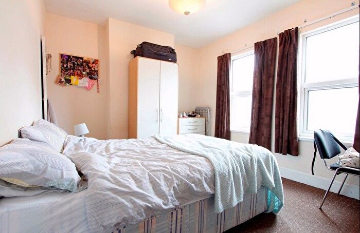 7 Bedroom Terraced House To Rent In Norris Road, Reading, RG6