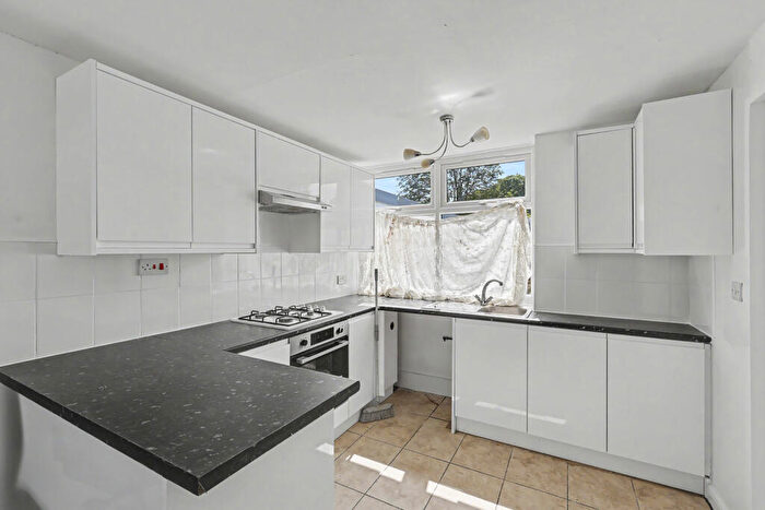 3 Bedroom Terraced House To Rent In Patterdale Walk, Northampton, Northamptonshire, NN3