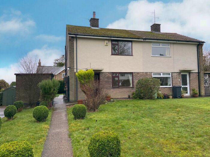 2 Bedroom Semi-Detached House To Rent In Riggotts Way, Cutthorpe, Chesterfield S42