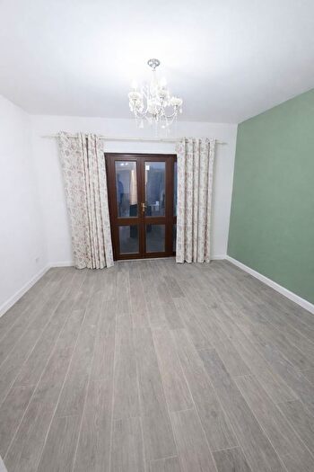 4 Bedroom Terraced House To Rent In Wrights Road, Tower Hamlets, Tower Hamlets In, E3