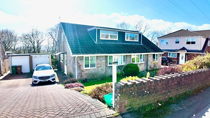 3 Bedroom Semi Detached House For Sale In Solent Close, Pontllanfraith, NP12