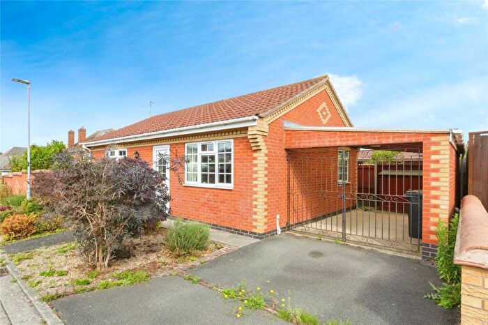 2 Bedroom Bungalow For Sale In Griffin Close, Thurmaston, Leicester, Leicestershire, LE4