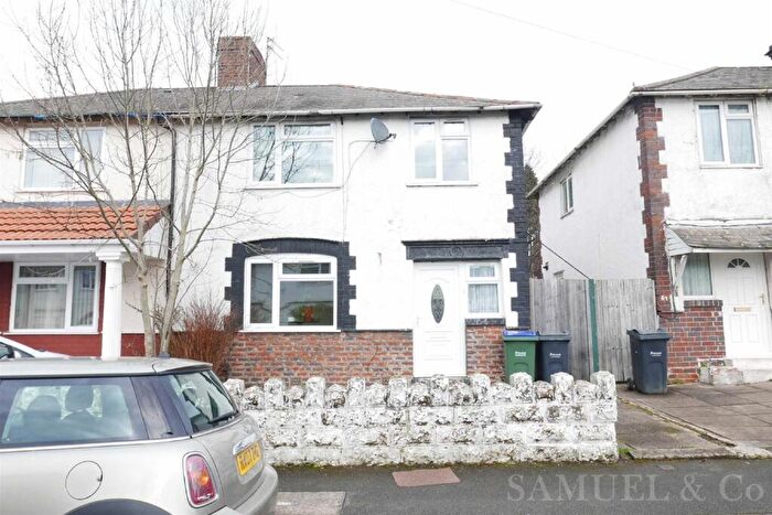 3 Bedroom Semi-Detached House To Rent In Springfield Crescent, West Bromwich, B70