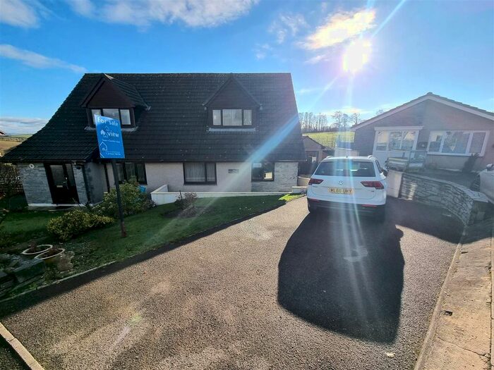 4 Bedroom Semi-Detached House For Sale In Mayna Parc, Petherwin Gate, Launceston, PL15