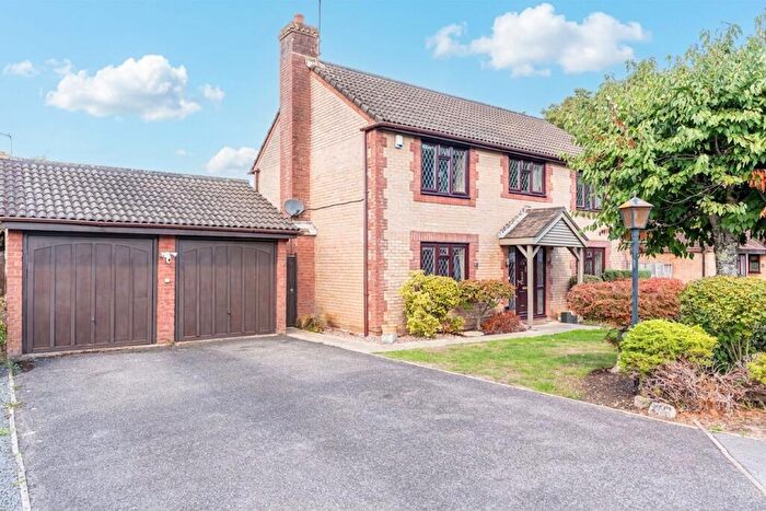 4 Bedroom Detached House For Sale In Fowey Close, Chandler's Ford, SO53