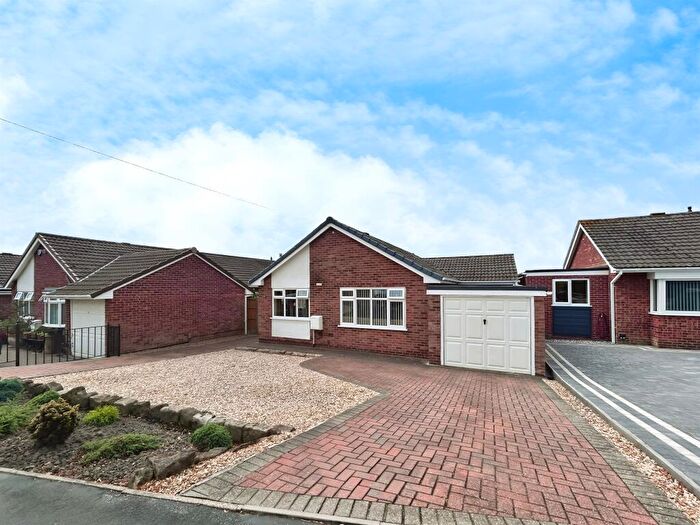3 Bedroom Detached Bungalow For Sale In Peters Close, Newthorpe, Nottingham, NG16