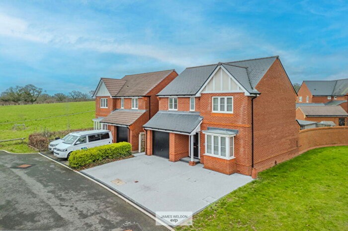 4 Bedroom Detached House For Sale In Bellflower Road, Wimborne, BH21