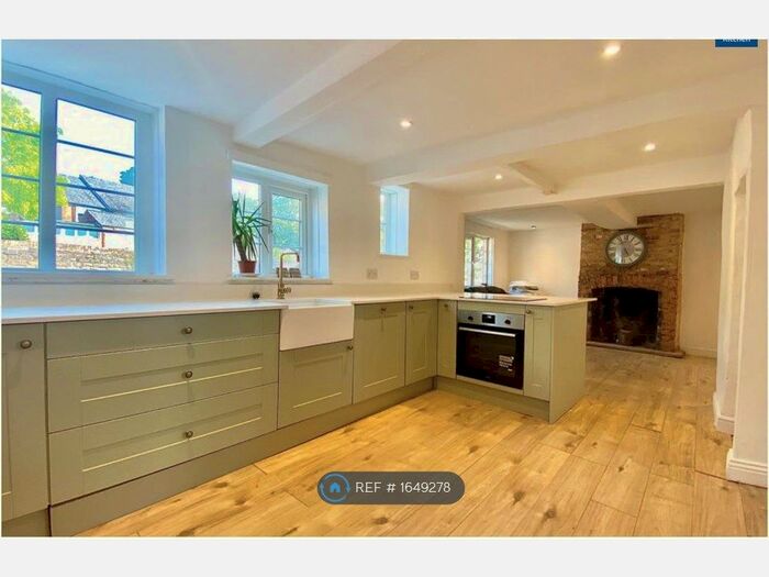 4 Bedroom Terraced House To Rent In Main Street, Calverton, Nottingham, NG14