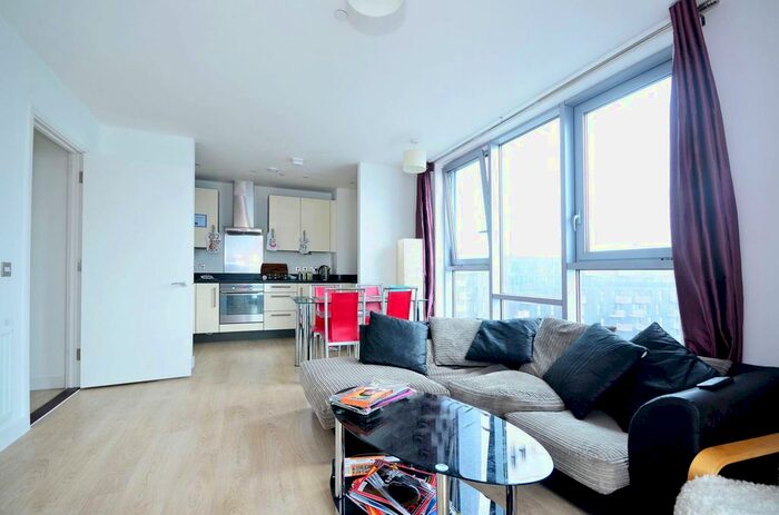 2 Bedroom Flat To Rent In Rick Roberts Way, Stratford, London, E15