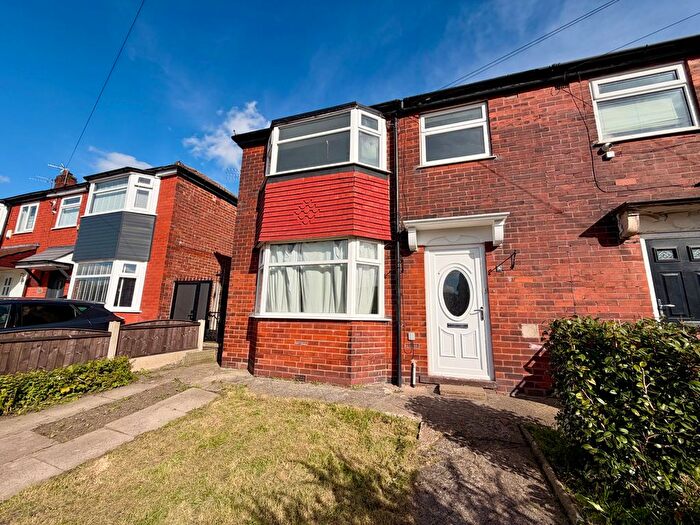 3 Bedroom Semi-detached House To Rent In Kirkham Avenue, Manchester, M18