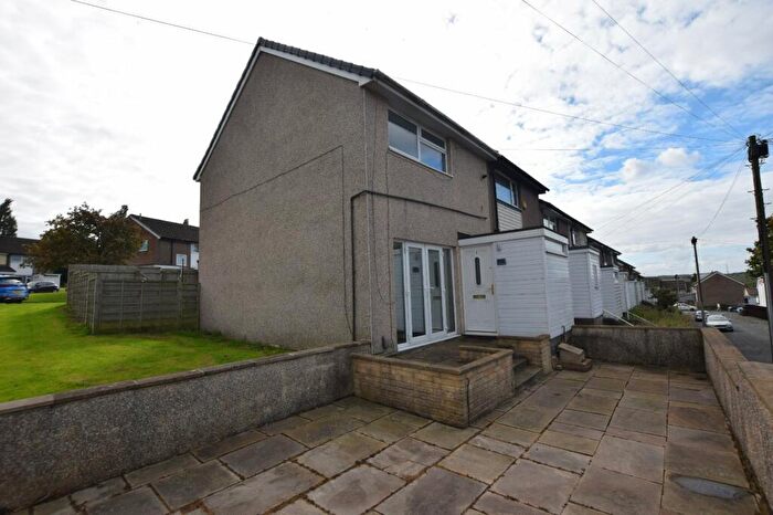 2 Bedroom End Of Terrace House To Rent In Bodmin Gardens, Leeds, West Yorkshire, LS10