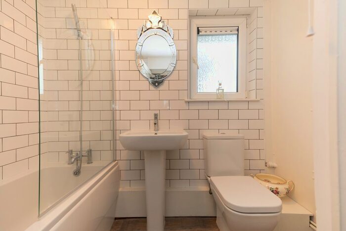 1 Bedroom Flat To Rent In Blakeney Road, Crookes, S10