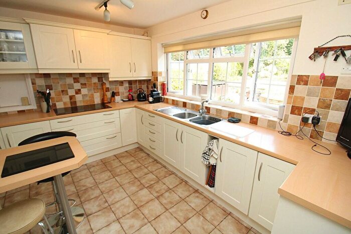 4 Bedroom Detached House For Sale In Parkdale, Danbury, CM3