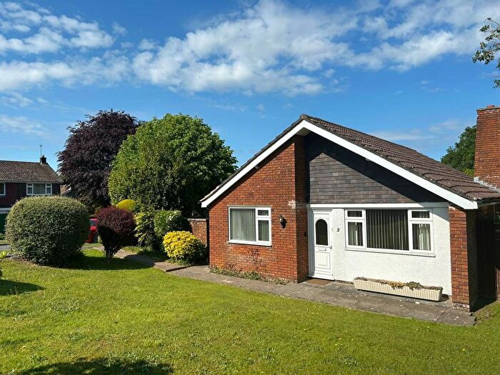 2 Bedroom Bungalow To Rent In Fermor Way, Crowborough, TN6