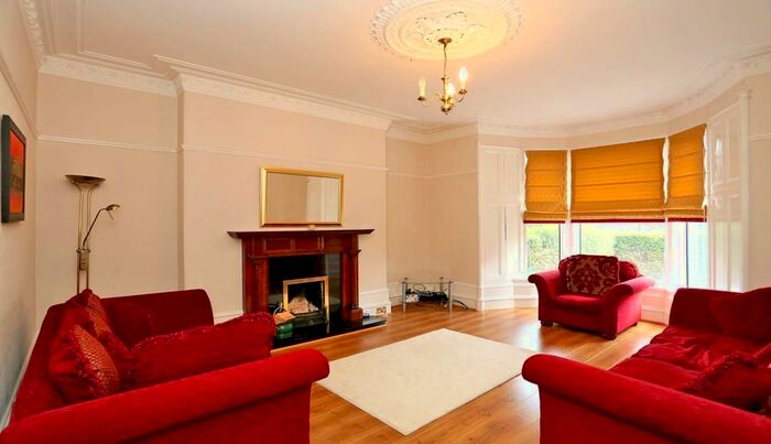 2 Bedroom Flat To Rent In Forest Avenue, Ground Floor, AB15