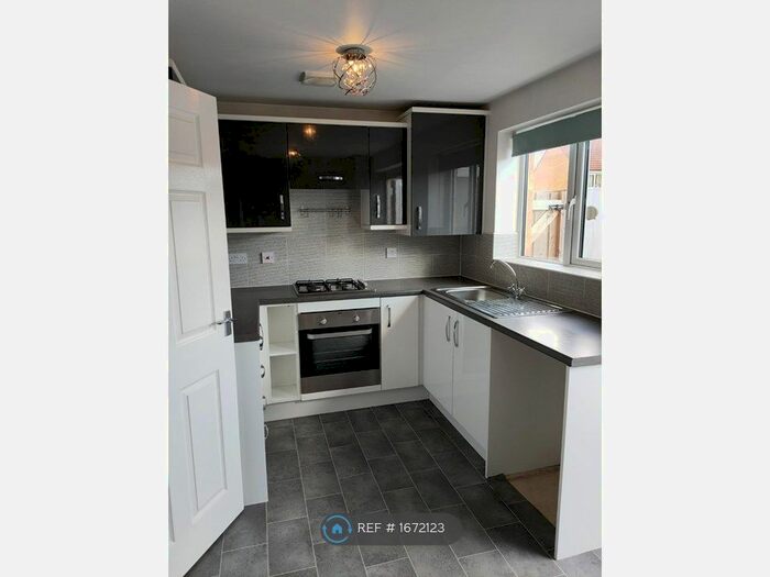 2 Bedroom Semi-Detached House To Rent In Spinnaker Road, Clowne, Chesterfield, S43