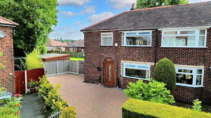 3 Bedroom Semi-detached House For Sale In Beech Grove, Paddington, WA1