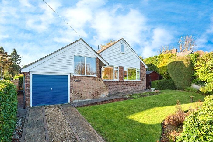 4 Bedroom Bungalow For Sale In Bellhurst Road, Robertsbridge, East Sussex, TN32