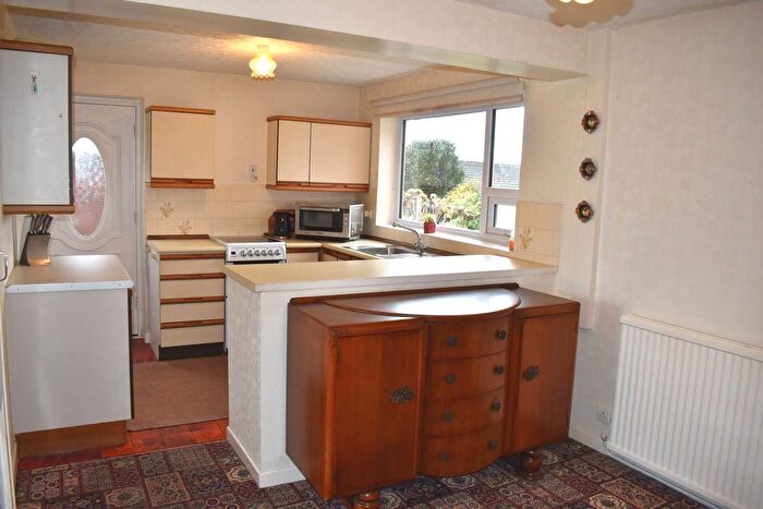 2 Bedroom Detached Bungalow For Sale In Ingleton Close, Harwood, BL2