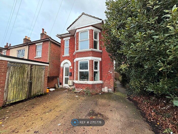 2 Bedroom Flat To Rent In Millbrook Road East, Southampton, SO15