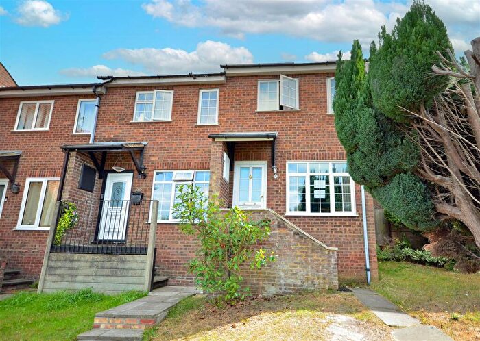 2 Bedroom End Of Terrace House To Rent In Broughton Mews, Frimley, Camberley, GU16