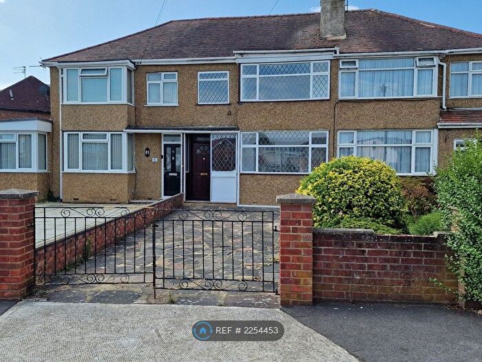 3 Bedroom Terraced House To Rent In Petworth Gardens, Uxbridge, UB10