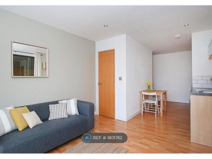 1 Bedroom Flat To Rent In West One, Sheffield, S1