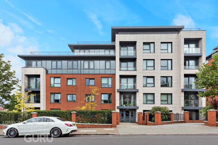 2 Bedroom Flat To Rent In Chartfield Avenue, Putney, London, SW15