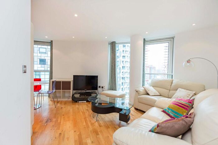 2 Bedroom Apartment To Rent In Millharbour, London, E14