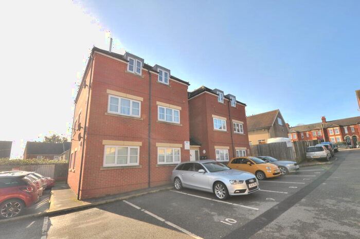 2 Bedroom Apartment To Rent In Palace Gate, Irthlingborough, NN9