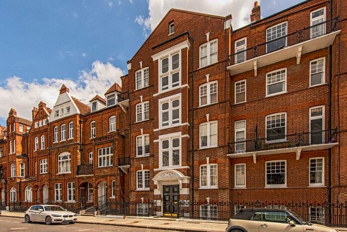 2 Bedroom Flat To Rent In Challoner Street, London, W14