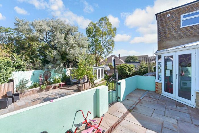 4 Bedroom Detached House For Sale In Manston Road, Ramsgate, Kent, CT11