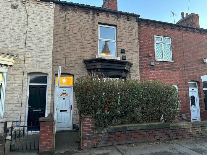 2 Bedroom Terraced House To Rent In Queen Street, Normanton, WF6