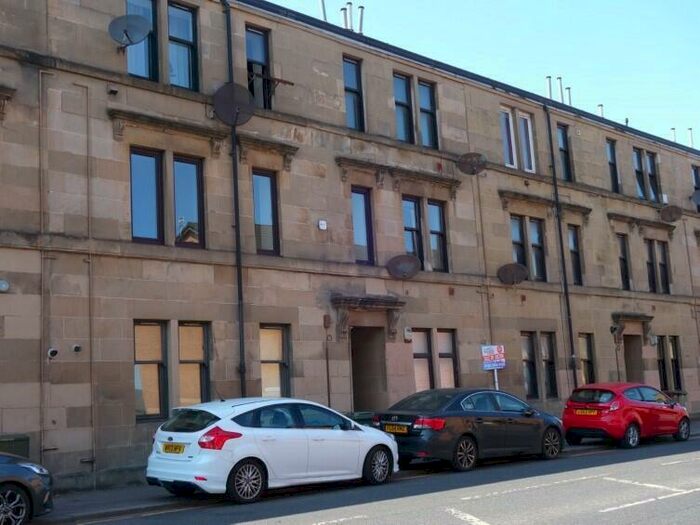 2 Bedroom Flat To Rent In Neilston Road, Paisley, Renfrewshire, PA2