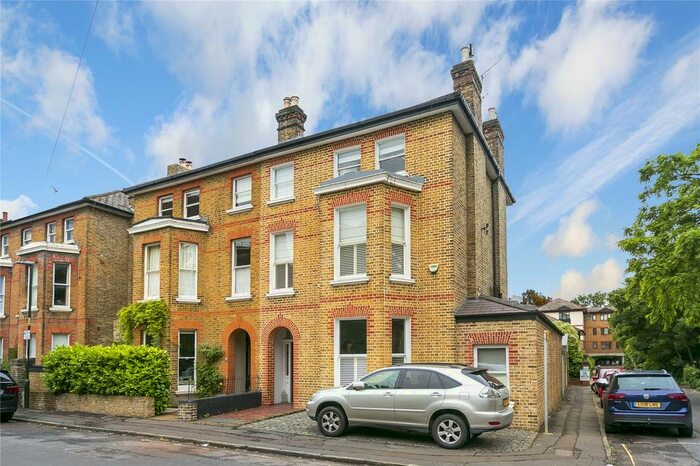 6 Bedroom Detached House To Rent In Lichfield Gardens, Richmond, TW9