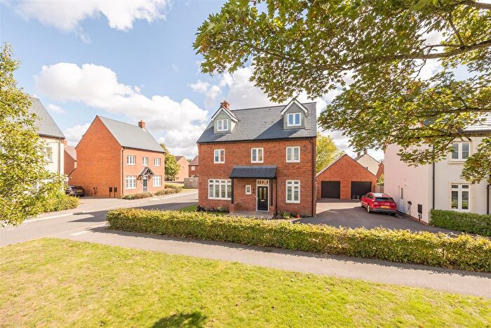 5 Bedroom Detached House For Sale In Williams Road, Upper Heyford, Bicester, OX25