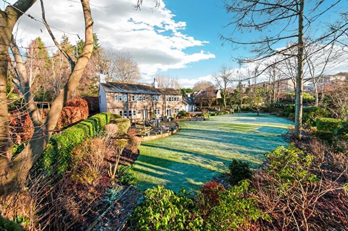 4 Bedroom Detached House For Sale In Rowley Lane, Lepton, Huddersfield, HD8