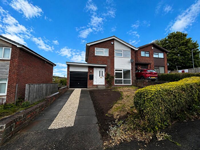 3 Bedroom Detached House For Sale In Westwood View, Ryton, NE40