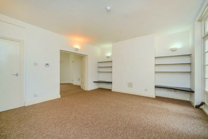 1 Bedroom Flat To Rent In Chichester Place, Brighton, BN2