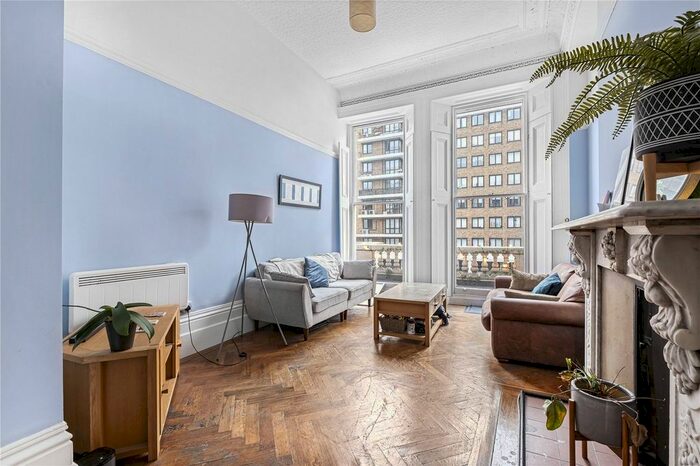 4 Bedroom Flat To Rent In Gloucester Road, London, SW7