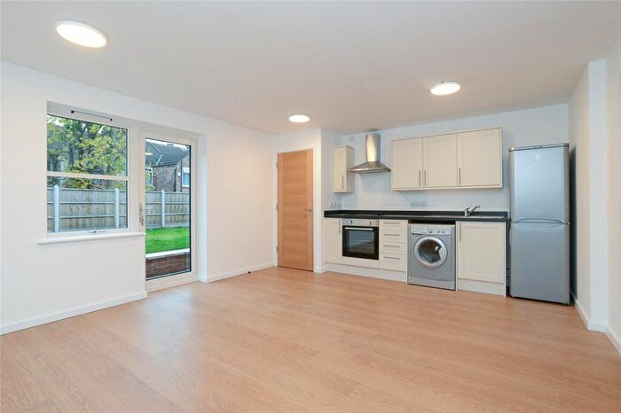 1 Bedroom Apartment To Rent In Townsend Court, Hucknall Road, Nottingham, Nottinghamshire, NG5