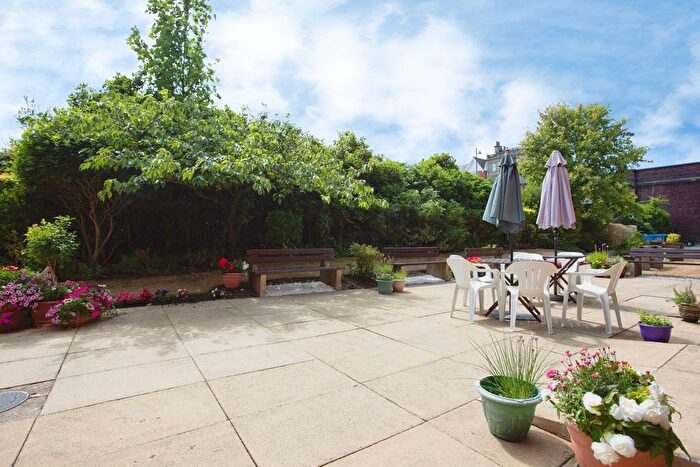 2 Bedroom Flat For Sale In Oxford Court, Ansdell, FY8