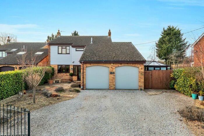 4 Bedroom Detached House For Sale In High Street, Tadlow, SG8