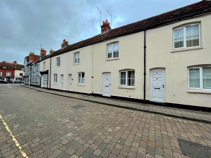 2 Bedroom Terraced House To Rent In Kings Road West, Newbury, RG14